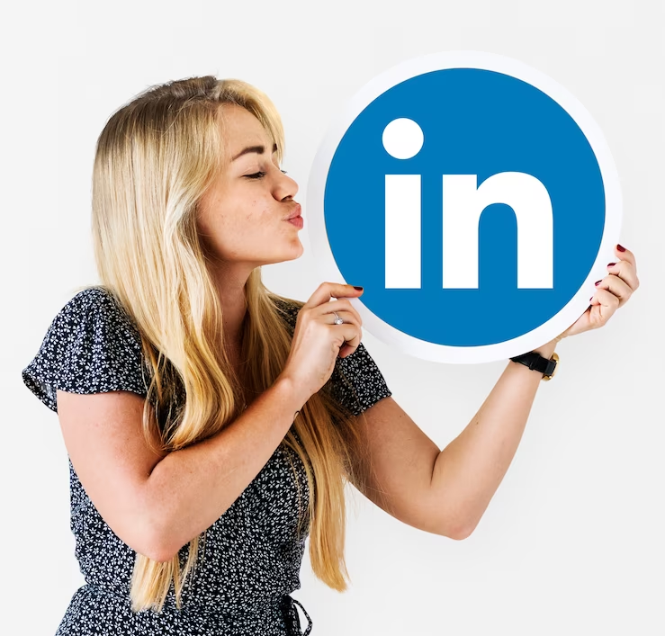 Is joining LinkedIn essential for scholars and how it works