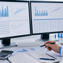 Statistical Reviewer evaluating statistical analysis in a medical research manuscript